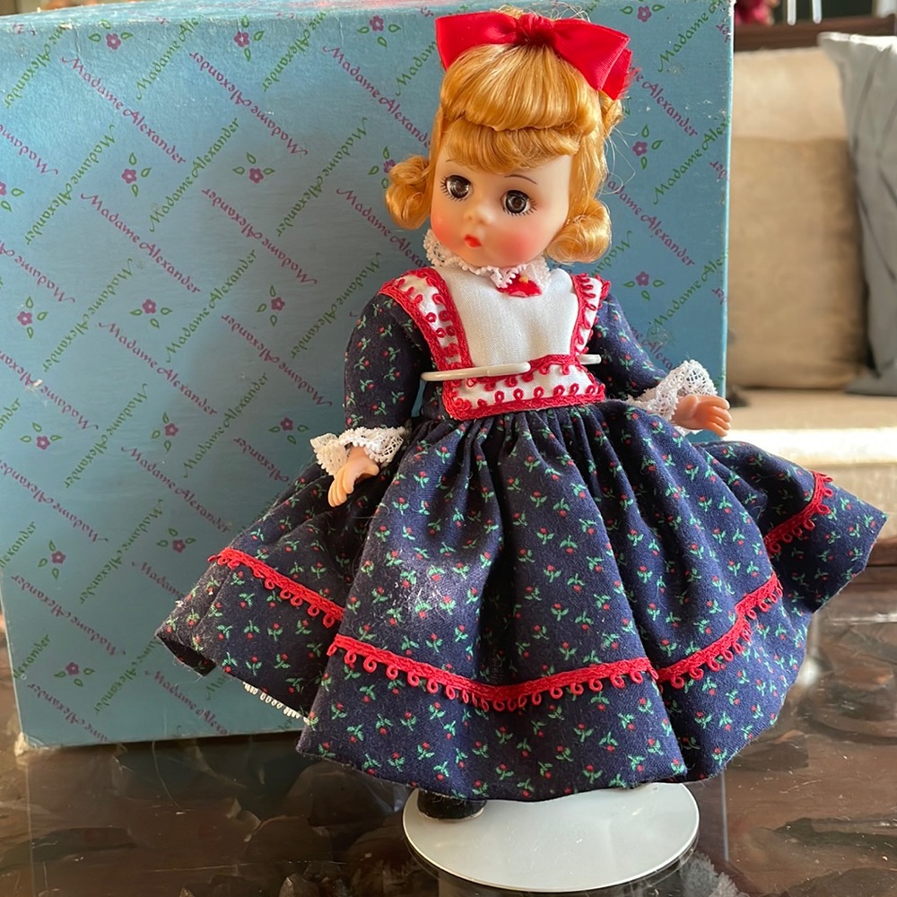 Madame Alexander 8” “Dolly”